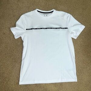 Calvin Klein men’s tshirt. Brand new!